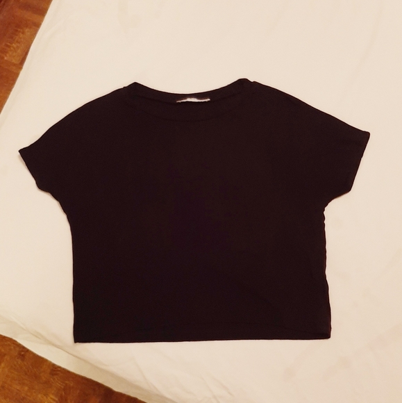 Zara Simple black Crop Top - Picture 3 of 5